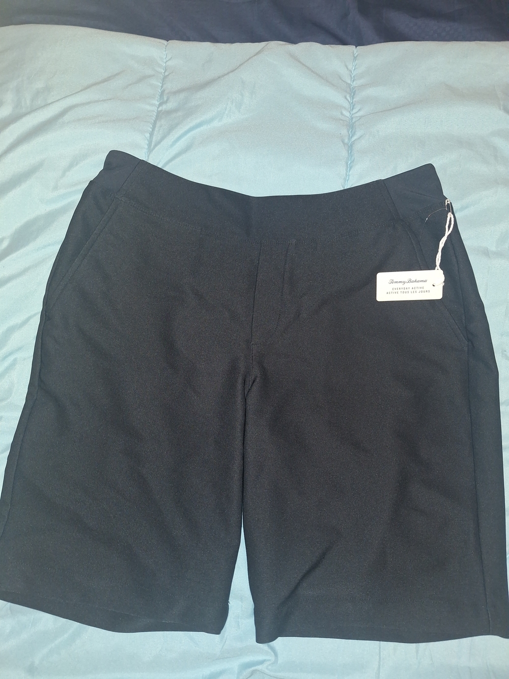 NWT Womens Everyday Active Tommy Bahama Black Bermuda Shorts.  Size M